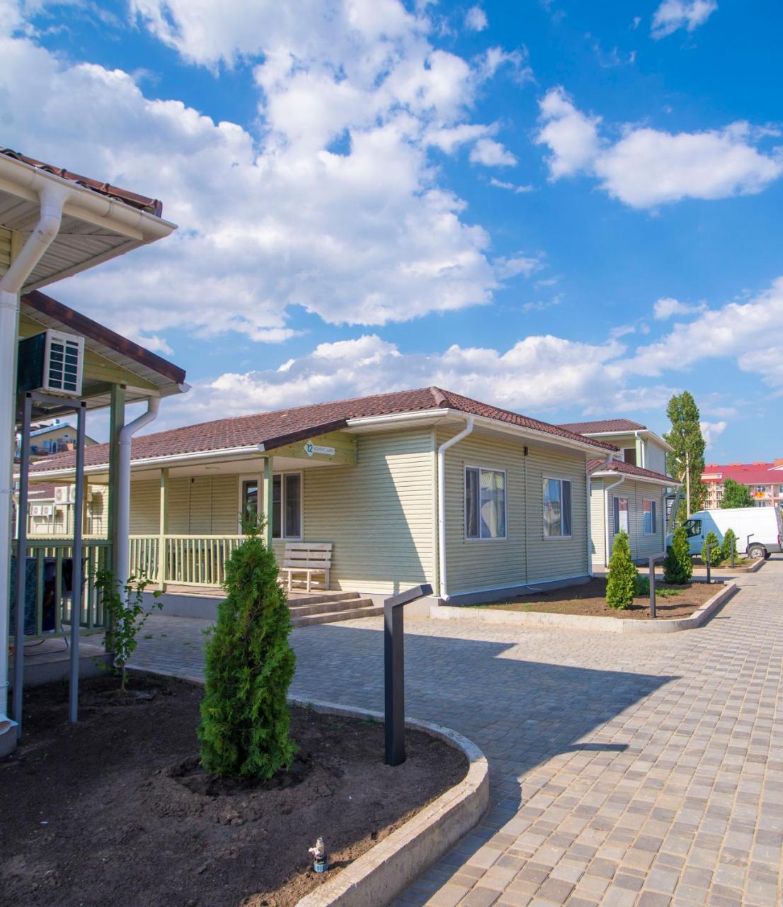 Welcome Summer Hotel Zatoka Luaran gambar